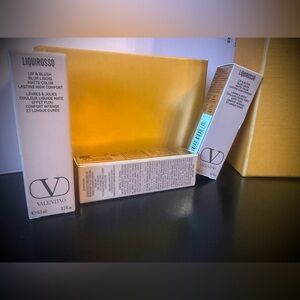 Valentino Liquirosso Set of 3 Lip & Blush Matte Color 110A